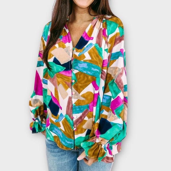 Entro Abstract Pattern Long Sleeve Button Front Loose Fit Ruffle Top Size Large - Picture 3 of 14